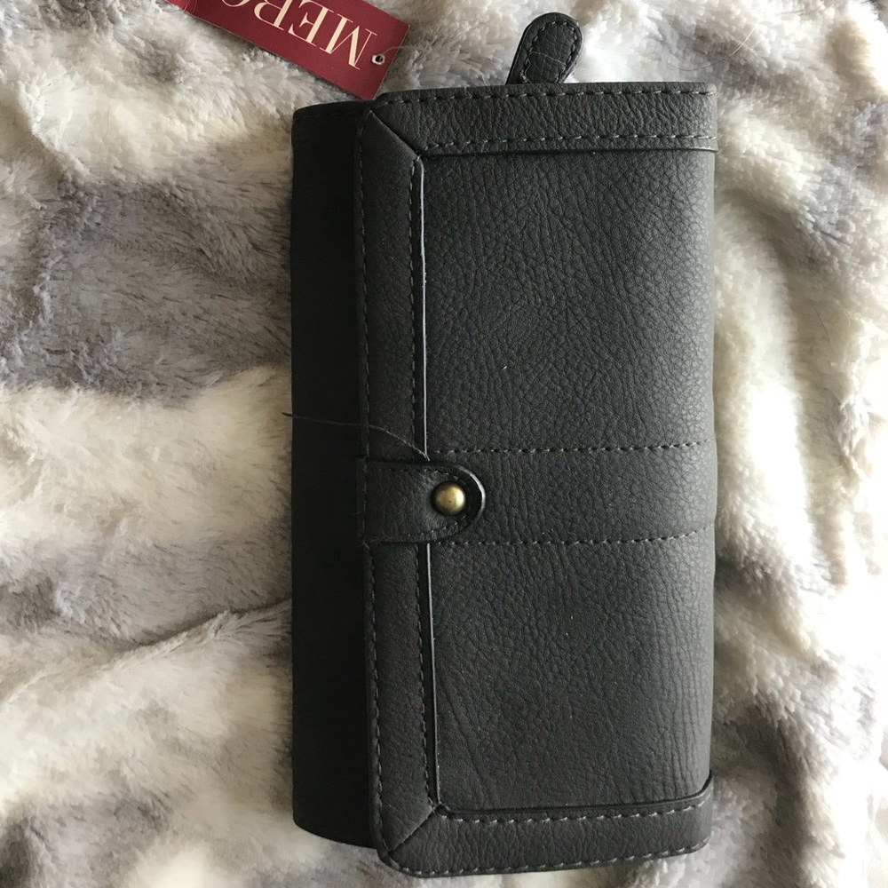 Target Grey Wallet - Picture 2 of 6